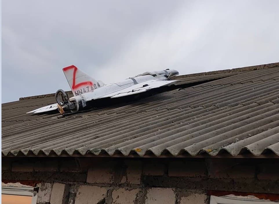 FOTO // Alertă la Florești. O dronă, depistată într-o livadă din Cuhureștii de Jos