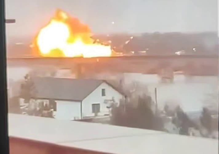 VIDEO // Atac cu drone în apropiere de R. Moldova. Un pod strategic de pe traseul Odesa–Reni, avariat
