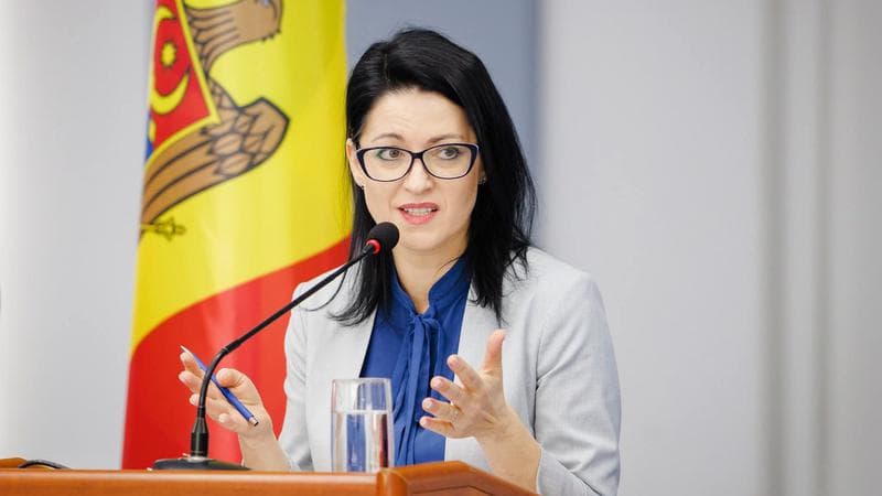 Ministru: Fetele familiei Vartic rămân în grija tatălui și sunt monitorizate constant