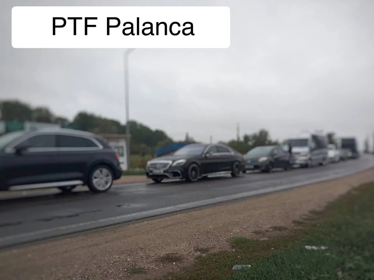 Atenție, călători! Trafic intens la ieșirea din R. Moldova prin PTF Palanca. Recomandările Poliției de Frontieră