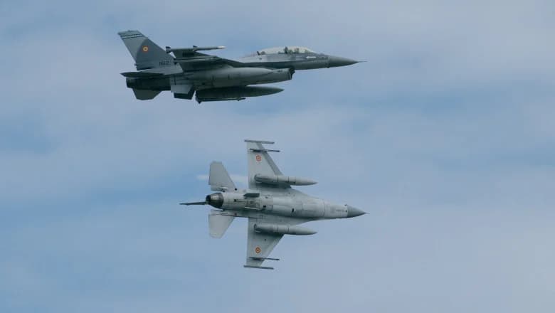 Mai multe drone au fost detectate în apropierea graniței României în cursul nopții, anunță MApN. Două F-16, ridicate de la sol