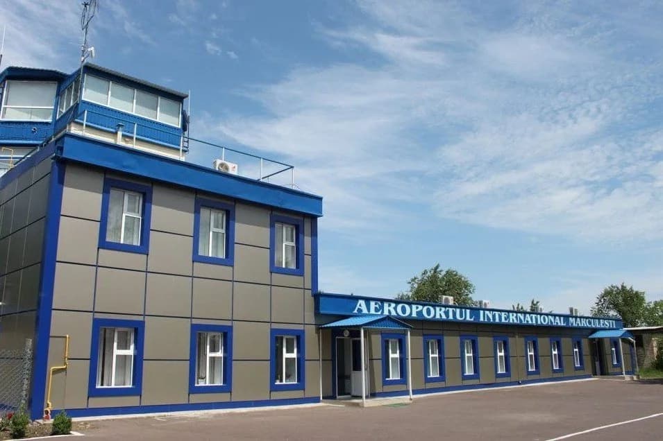 Administrator interimar la Aeroportul Mărculești de aproape trei ani. Explicațiile APP