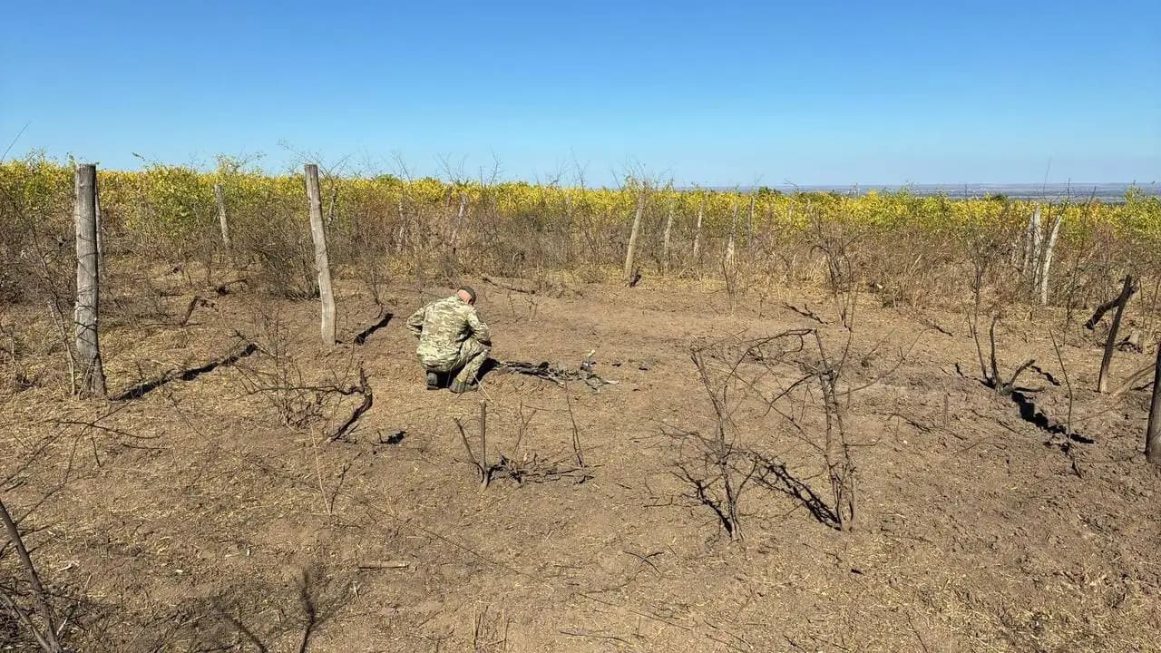 Poliția: Aparatele de zbor care au explodat în Republica Moldova aveau componente similare modelului S8000 Banderol