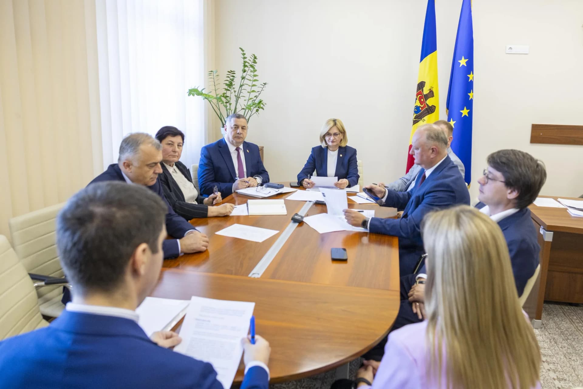 R. Moldova va negocia două împrumuturi pentru modernizarea agriculturii și a învățământului profesional tehnic