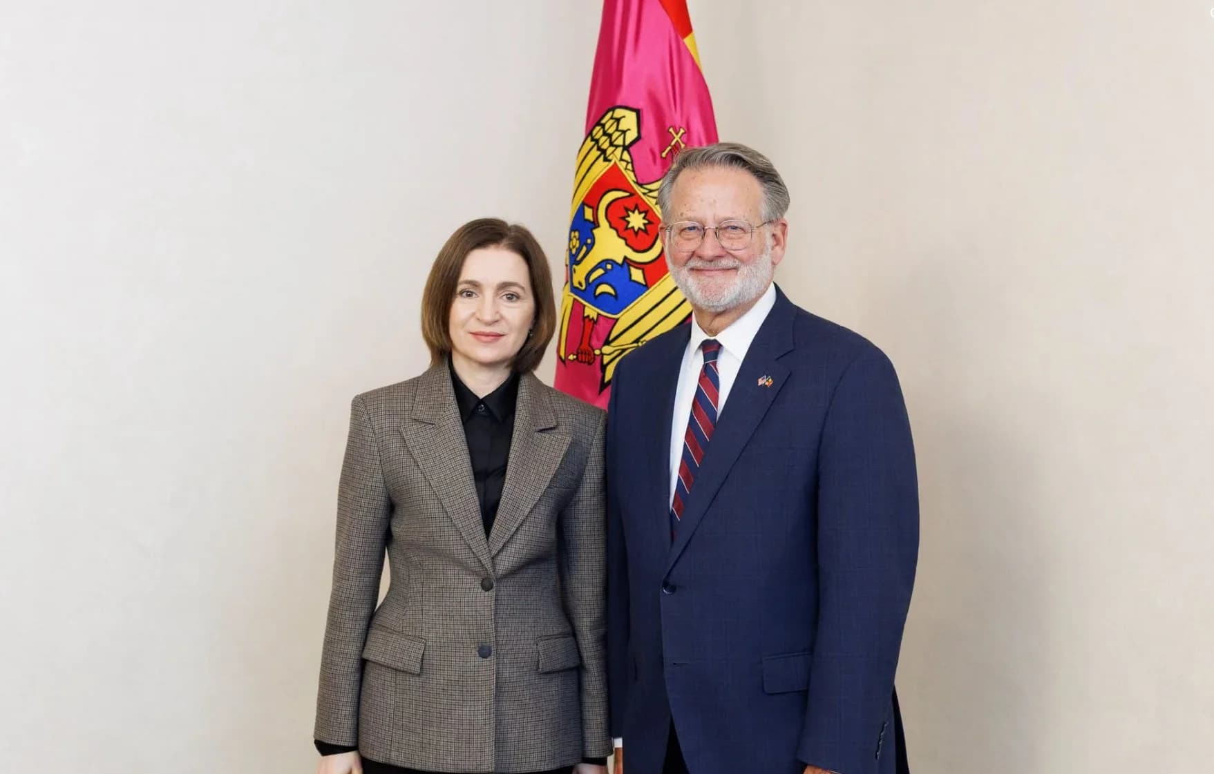 Senatorul american Gary Peters, întrevedere cu Maia Sandu: SUA susțin cu fermitate suveranitatea și integritatea teritorială a R. Moldova