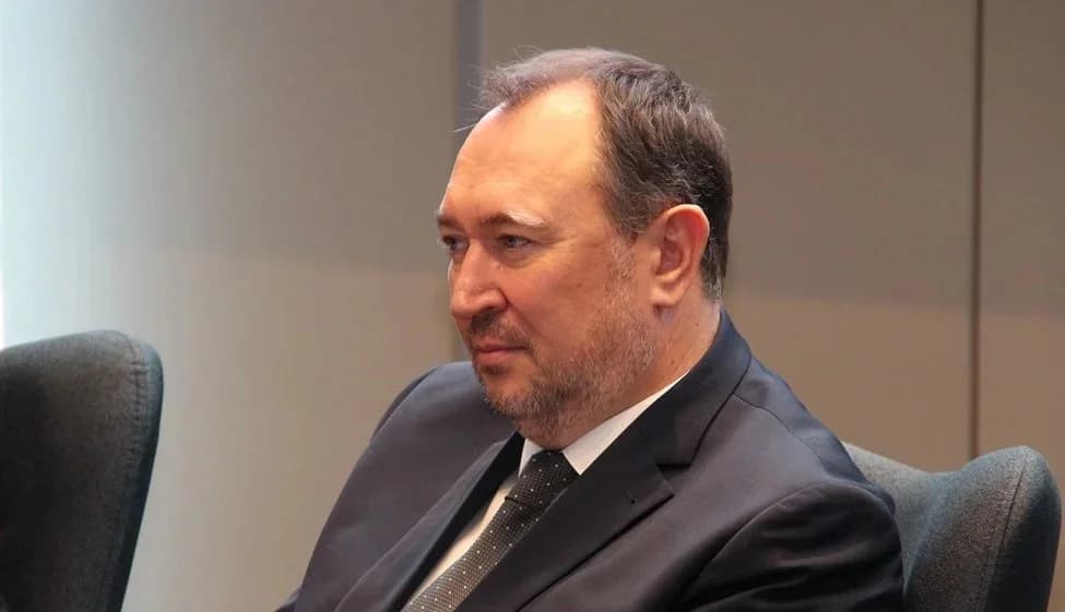 Alexandru Tănase // Avizul Comisiei de la Veneția: Între disciplină și libertate